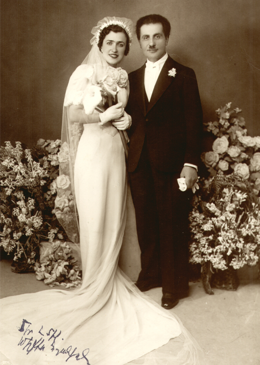 Տէր եւ Տիկին Մելքիս Նշանեան, Յունաստան, 1938-1939 թ.։